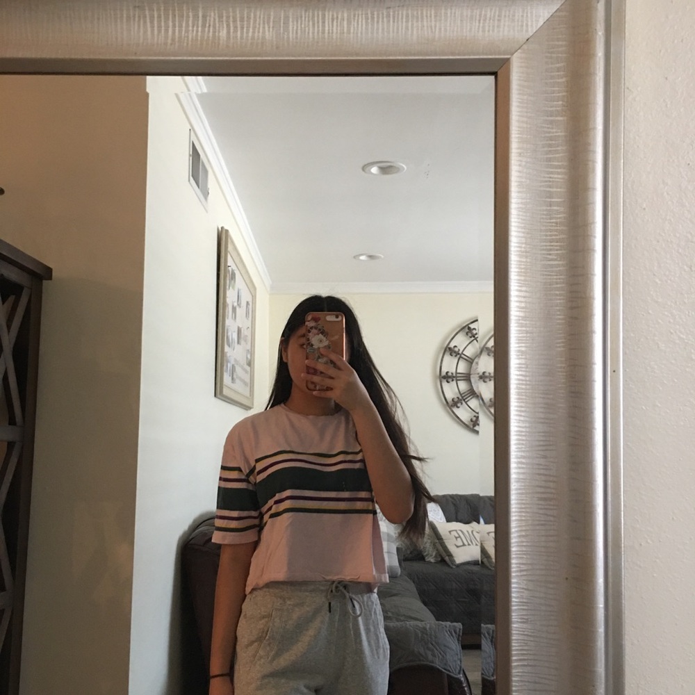 ✰ UO t-shirt